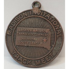 UNITED STATES OF AMERICA 1980 . MADISON . SOUTH DAKOTA TRACK MEDAL